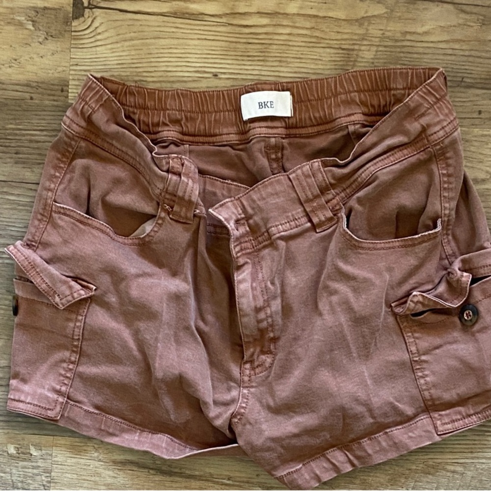 BKE Women's Rust-Tone Cargo Shorts